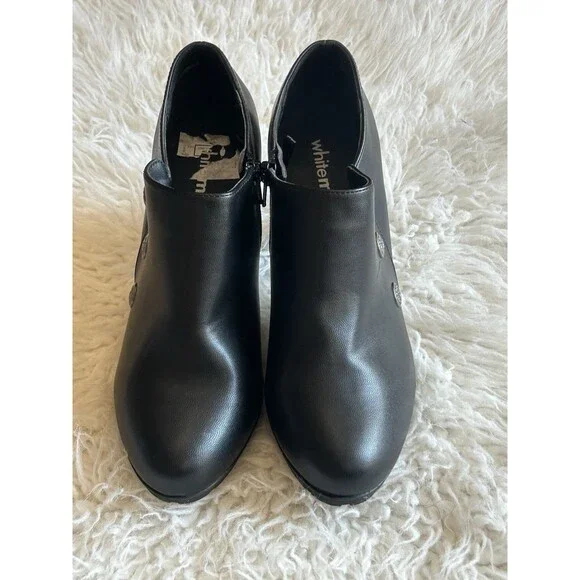 White Mountain Size 9 Black Faux Leather Block Heel Ankle Booties Crest Button - Picture 3 of 12